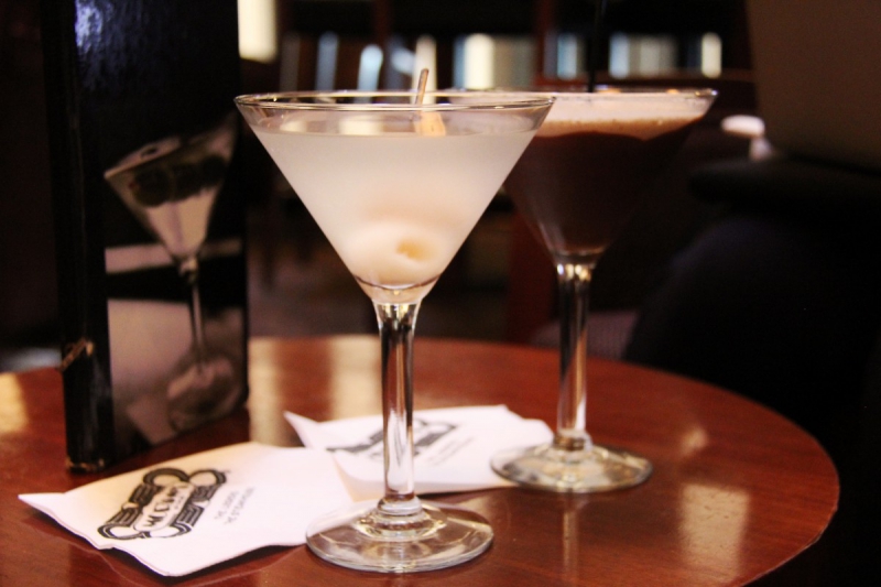 brasserie-ARTIGNOSC SUR VERDON-min_martini_bar_lychee_chocolate_alcohol_liquor_happy_hour_happy-910161